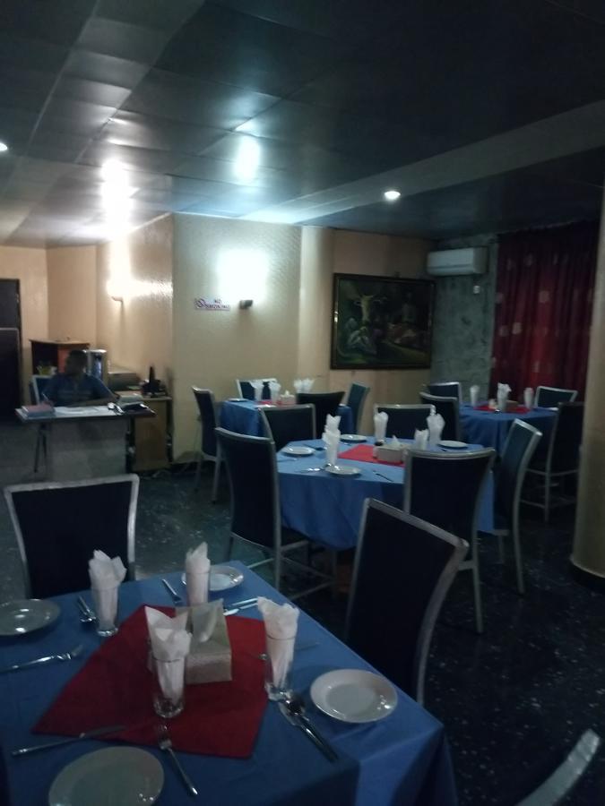 Crocodile Hotels And Restaurant Limited Kaduna Esterno foto